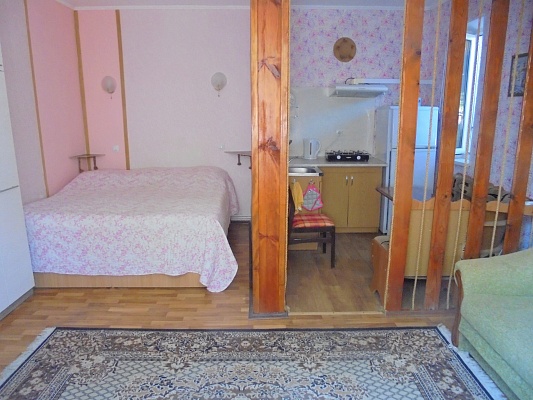 Уютный однокомнатный домик на 2-4 человека в Феодосии в каталоге поиска жилья Лето Навсегда